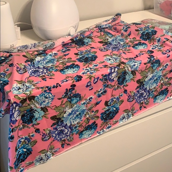 2 sets of swaddle blanket and bows in floral baby - Picture 2 of 4